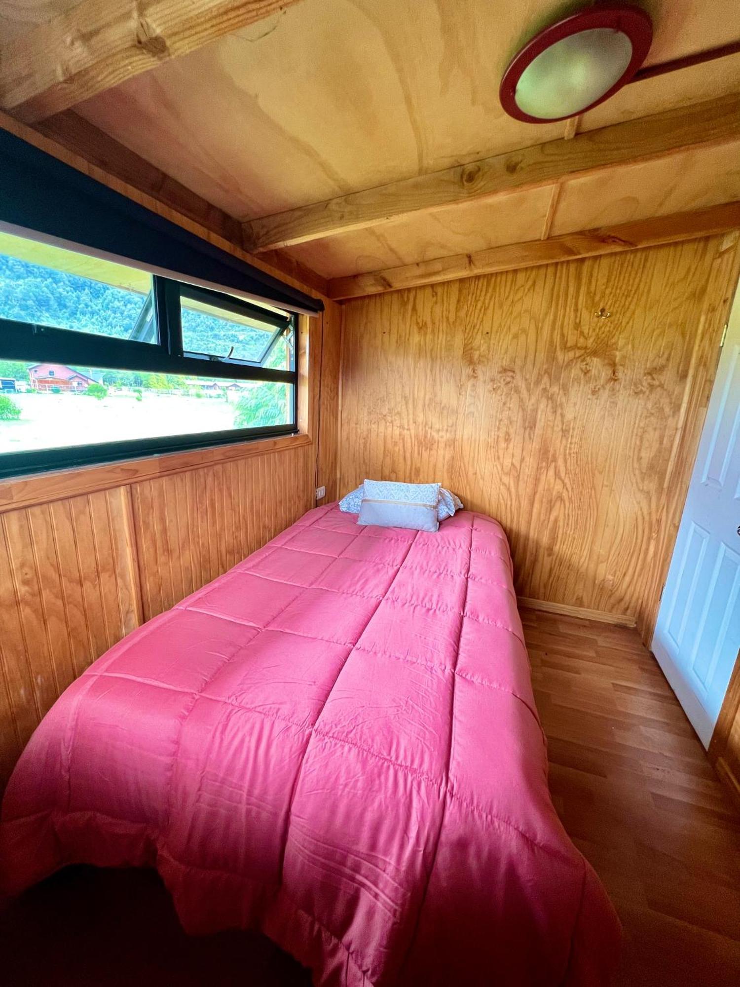 Cabanas Puntocom Puerto Aysen Ngoại thất bức ảnh